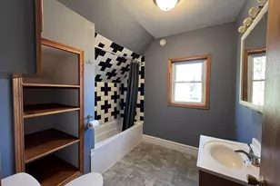 1620 Iowa Ave, Superior, WI 54880 - Photo 10