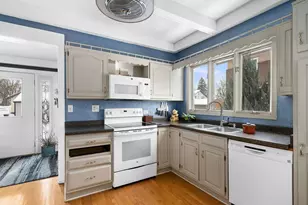 8406 Beverly St, Duluth, MN 55808 - Photo 14