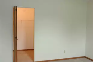 47 E 4th St, Superior, WI 54880 - Photo 8