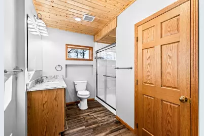 302 River Bluff Ave, Sandstone, MN 55072 - Photo 6