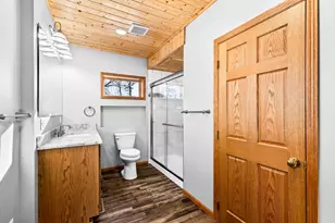 302 River Bluff Ave, Sandstone, MN 55072 - Photo 6