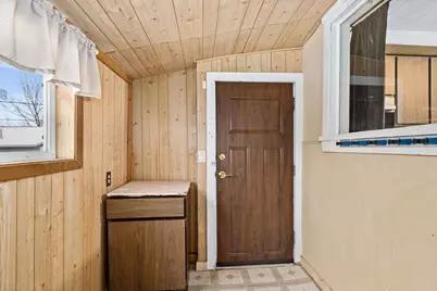 328 S 57th Ave W, Duluth, MN 55807 - Photo 14