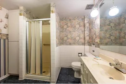 2510 E Superior St, Duluth, MN 55812 - Photo 22