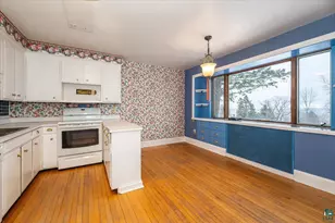 2510 E Superior St, Duluth, MN 55812 - Photo 14