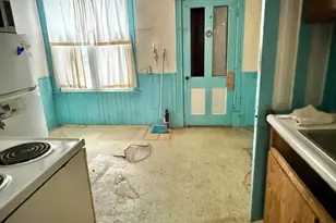 810 4th Ave, Two Harbors, MN 55616 - Photo 6