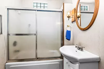 502 Sparkman Ave, Duluth, MN 55803 - Photo 10