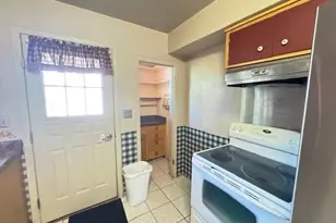 318 N 23rd Ave W, Duluth, MN 55806 - Photo 6