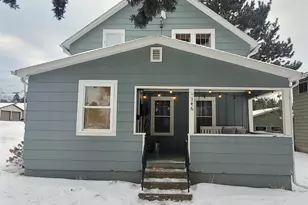 346 E Pattison St, Ely, MN 55731 - Photo 2