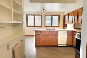 315 N 3rd Ave E, Washburn, WI 54891 - Photo 8