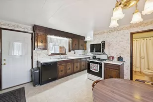 119 16th Ave E, Ashland, WI 54806 - Photo 6