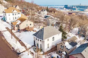 1812 W 3rd St, Duluth, MN 55806 - Photo 58