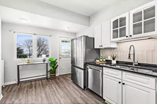 1812 W 3rd St, Duluth, MN 55806 - Photo 18