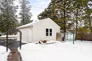 2202 Sahlman Ave, Cloquet, MN 55720 - Photo 42