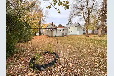 612 St Claire Street, Ashland, WI 54806 - Photo 8