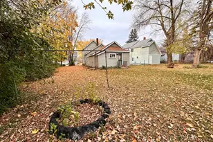 612 St Claire St, Ashland, WI 54806 - Photo 8