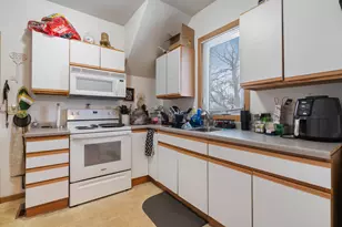 4303 Grand Ave, Duluth, MN 55807 - Photo 12