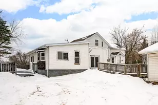 505 Summit Ave, Duluth, MN 55810 - Photo 1