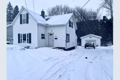 805 Park Ave, Cloquet, MN 55720 - Photo 2