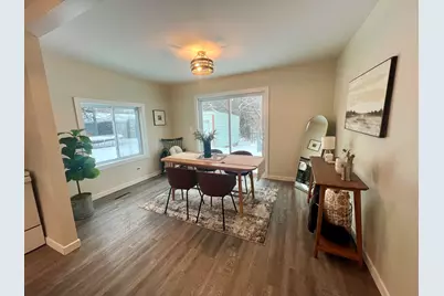 805 Park Ave, Cloquet, MN 55720 - Photo 10