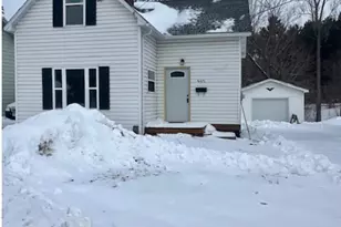 805 Park Ave, Cloquet, MN 55720 - Photo 1