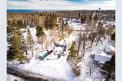 28 Vassar St, Duluth, MN 55803 - Photo 6