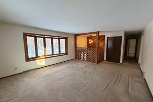 5804 Rose Rd, Hermantown, MN 55811 - Photo 2