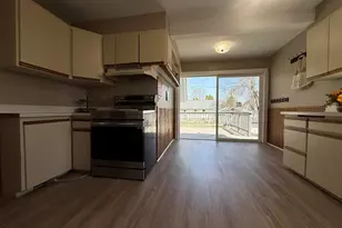 126 NW 5th St, Chisholm, MN 55719 - Photo 12