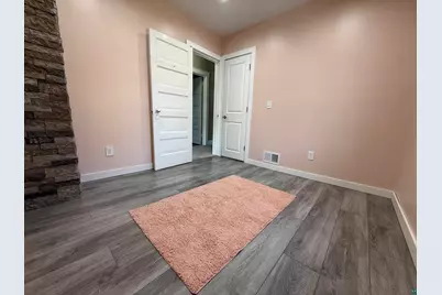 126 NW 5th St, Chisholm, MN 55719 - Photo 24