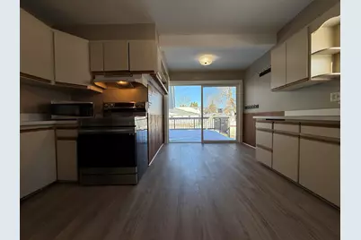 126 NW 5th St, Chisholm, MN 55719 - Photo 12