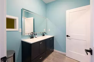 417 Elk St, Duluth, MN 55804 - Photo 40