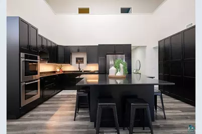 417 Elk St, Duluth, MN 55804 - Photo 8