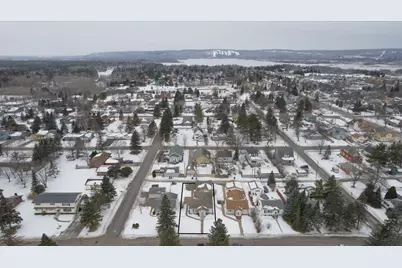 2217 Susquehanna Ave, Superior, WI 54880 - Photo 2