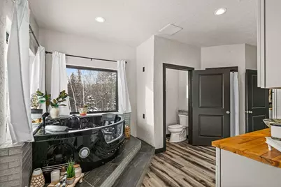 1430 Stoney Point Dr, Duluth, MN 55804 - Photo 18