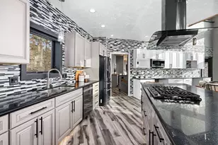 1430 Stoney Point Dr, Duluth, MN 55804 - Photo 12