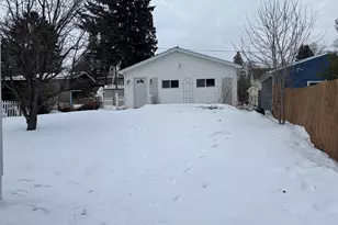 5211 Avondale St, Duluth, MN 55804 - Photo 4