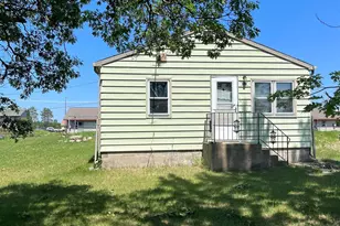 421 6th St NW, Cass Lake, MN 56633 - Photo 2