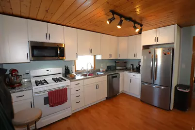 1217 11th Ave W, Ashland, WI 54806 - Photo 14