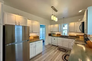 4311 W 5th St, Duluth, MN 55807 - Photo 12