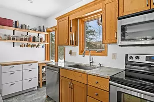 4964 Woodland Ave, Duluth, MN 55803 - Photo 8