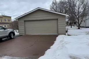 201 S 57th Ave W, Duluth, MN 55807 - Photo 2