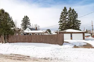 601 12th Ave, Two Harbors, MN 55616 - Photo 4