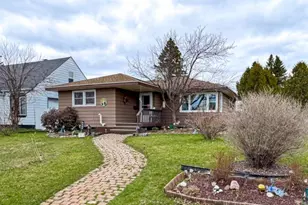 601 12th Ave, Two Harbors, MN 55616 - Photo 2