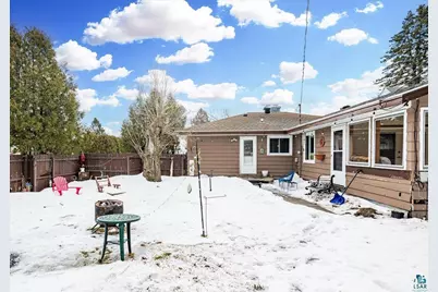 601 12th Ave, Two Harbors, MN 55616 - Photo 2