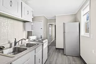 18 Piedmont Ave, Duluth, MN 55806 - Photo 6