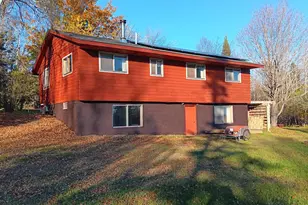 136 W 9th St, Grand Marais, MN 55604 - Photo 2