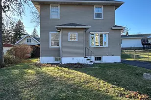 21 S 55th Ave E, Duluth, MN 55804 - Photo 1