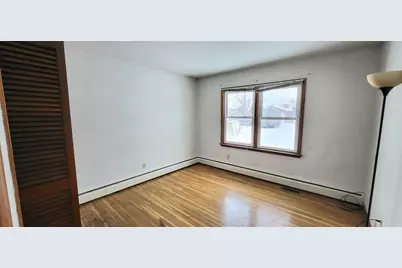 207 E 3rd St, Superior, WI 54880 - Photo 12