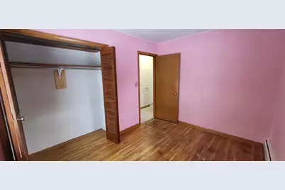 207 E 3rd St, Superior, WI 54880 - Photo 18