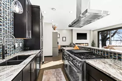 2727 Minnesota Ave, Duluth, MN 55802 - Photo 10