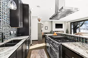 2727 Minnesota Ave, Duluth, MN 55802 - Photo 10